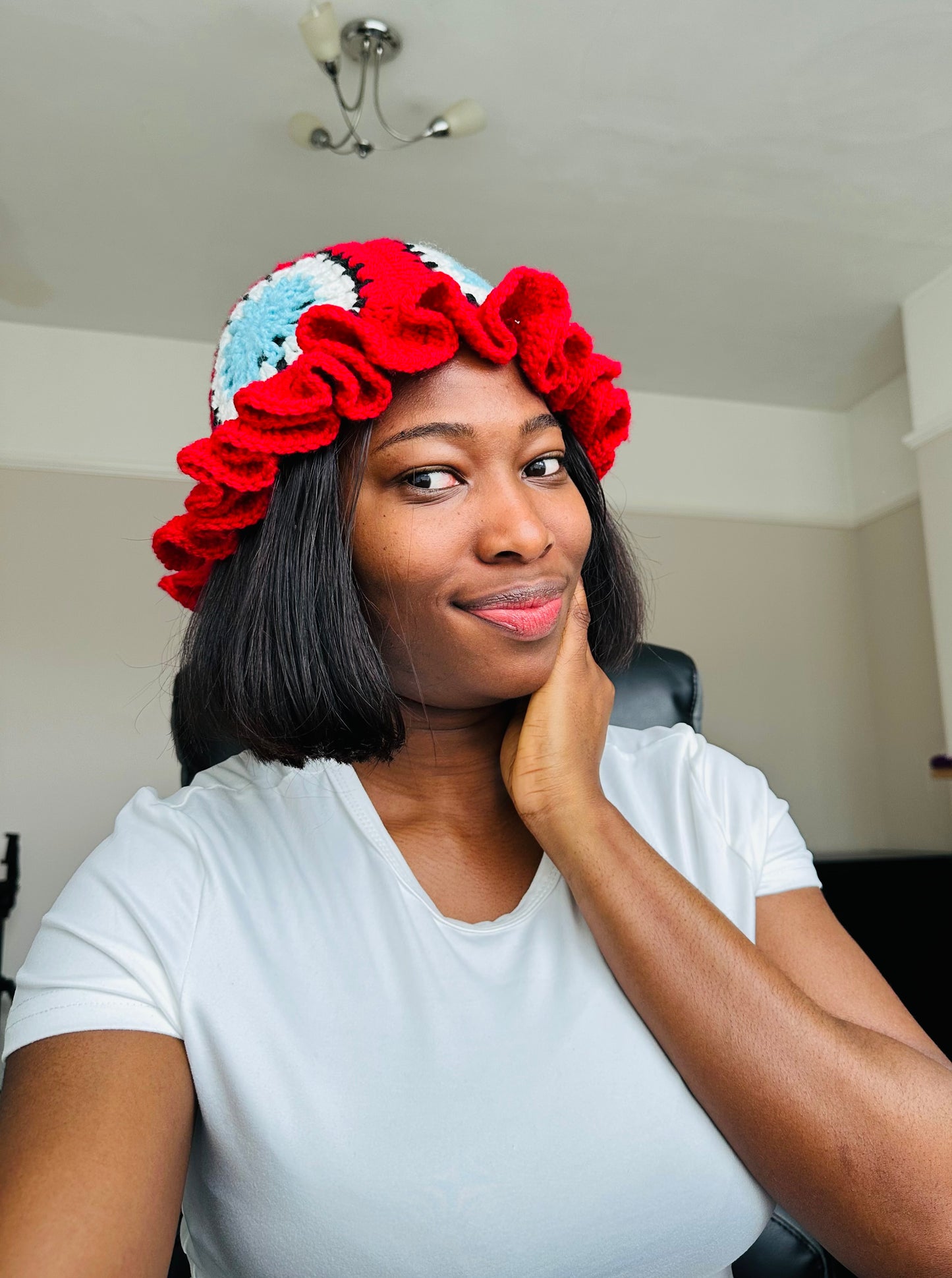 Ruffle hat (Full ruffles- Multicolored)