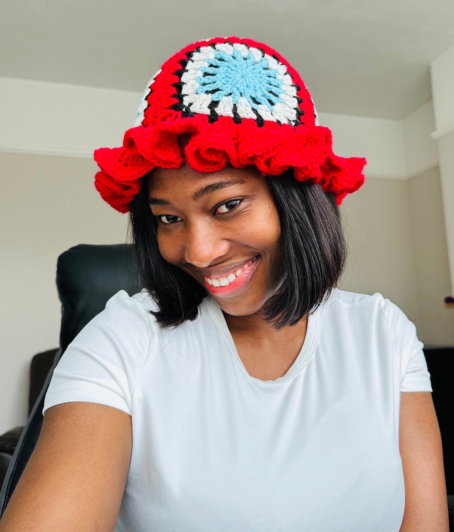 Ruffle hat (Full ruffles- Multicolored)